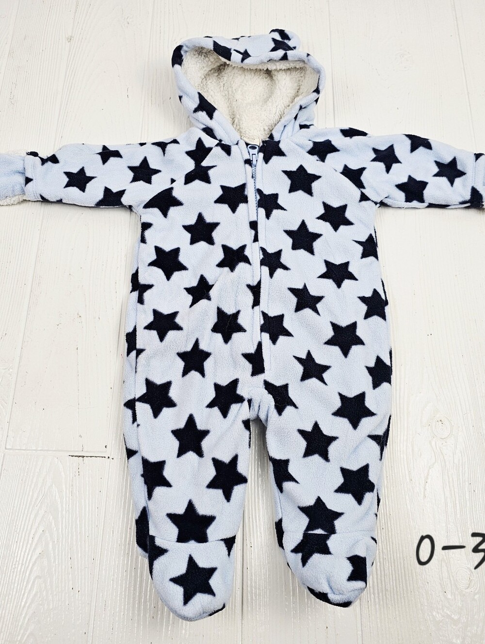 Old Navy Fleece Teddy Bear Bunting snowsuit